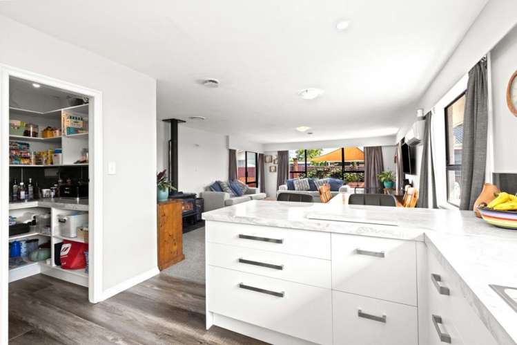 3 Glover Crescent Blenheim Central_6