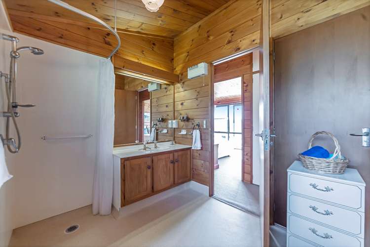 41 Ocean View Road Hatfields Beach_10