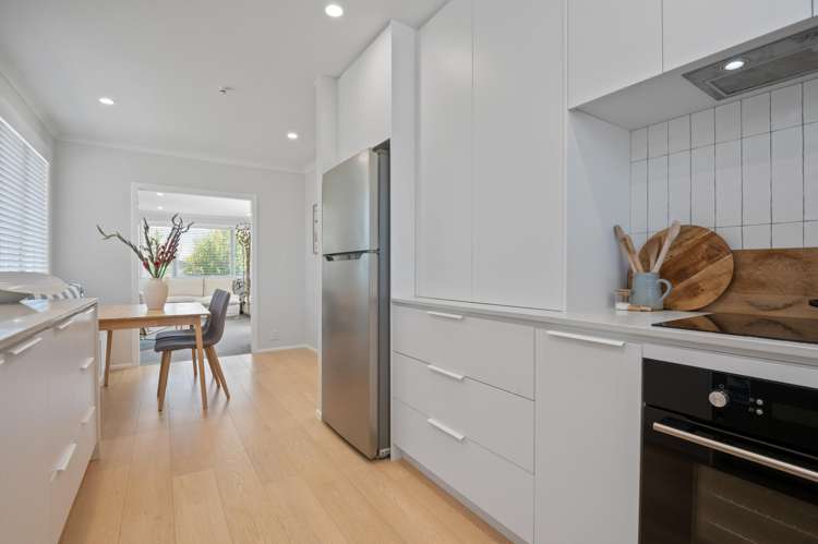 5 Wallace Road Mangere Bridge_8