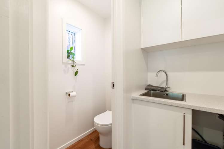 7 Rakiura Parade Otatara_12