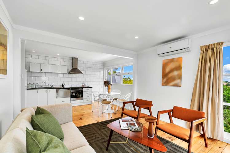 8/21 Ruarangi Road_0