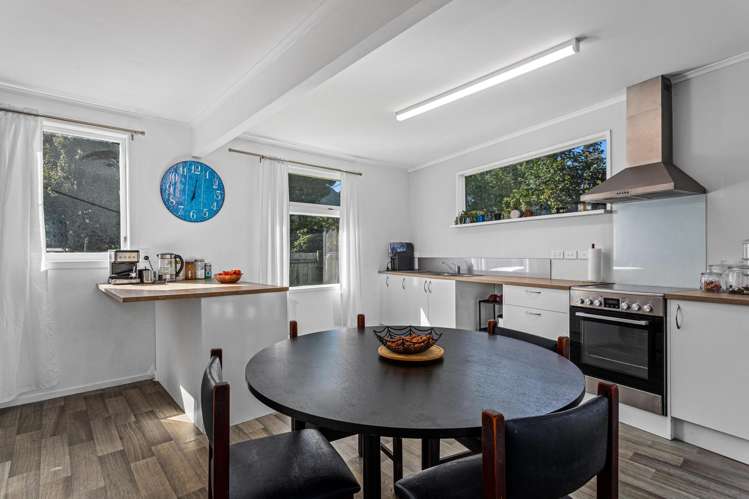 53 River Road Kawerau_11