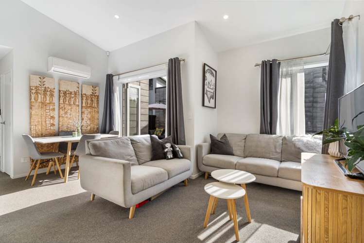 130 Leybourne Circle_4