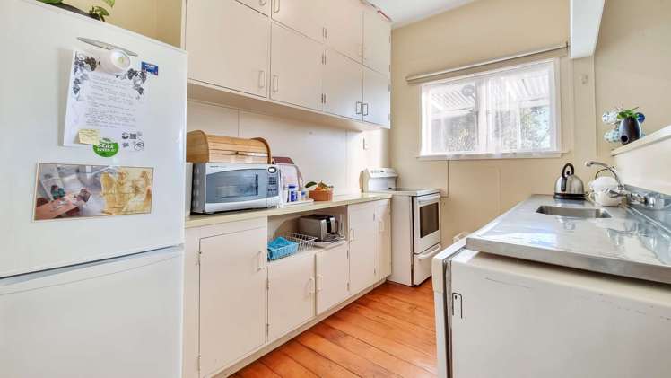 33 Bidois Road Fairy Springs_6