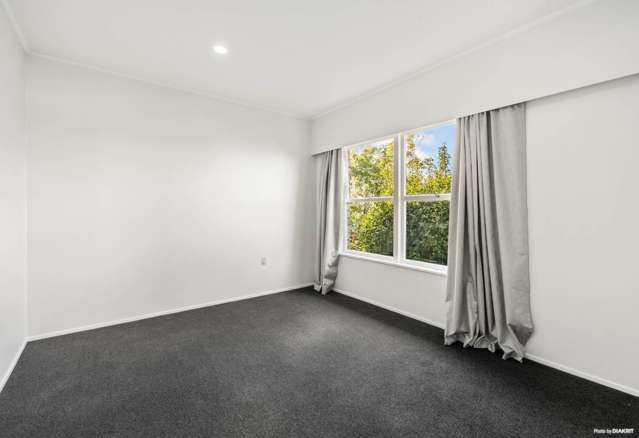 2/31 Marcel Place Glenfield_3