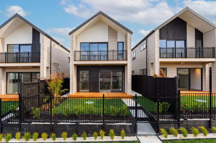 327 Te Taruna Drive_0