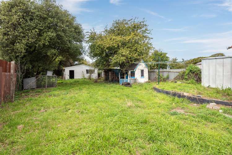 106 Mackworth Street Woolston_13