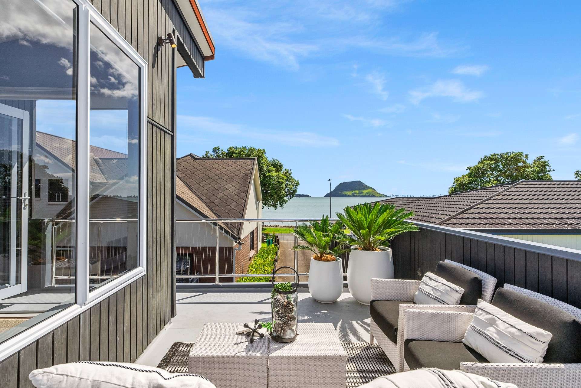 23b Beach Road Otumoetai_0