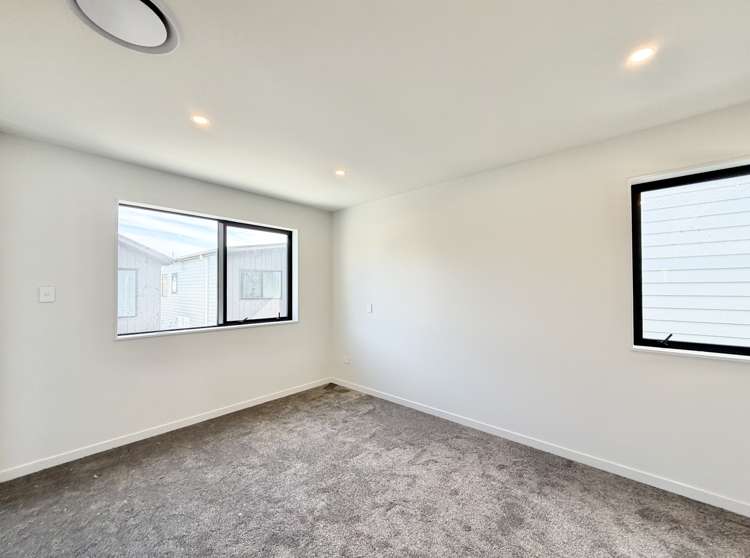 80F Tukutata Crescent Milldale_7