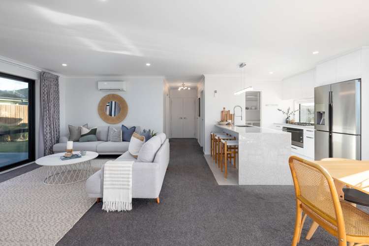 57 Moreton Green Rolleston_7