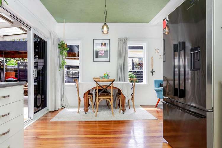 38 Queen Street Dannevirke_6