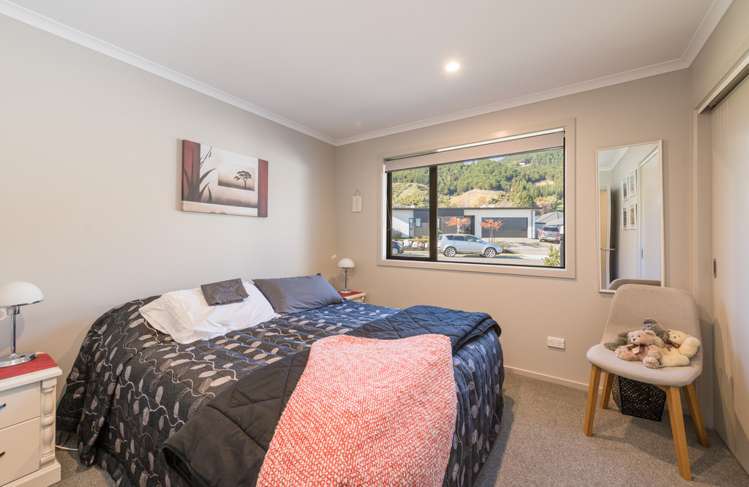 20 Pine Crest Drive Richmond_10