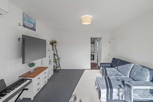 4/14 Church Square Addington_2