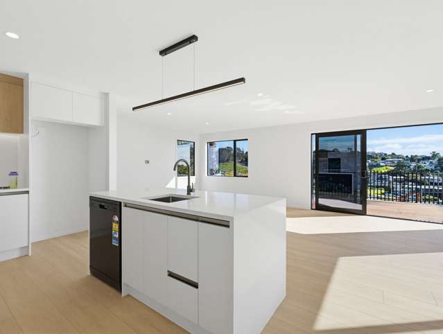 8a Cedar Terrace Stanmore Bay_2