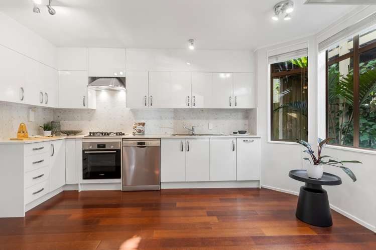 9/3 Lovelock Avenue Mount Eden_11