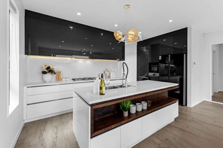 21 Paripari Street Flat Bush_8