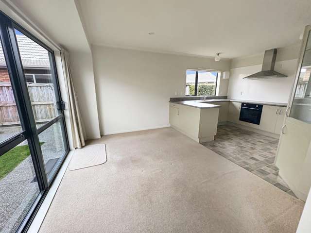 29/9 Fuller Closer 10516_2