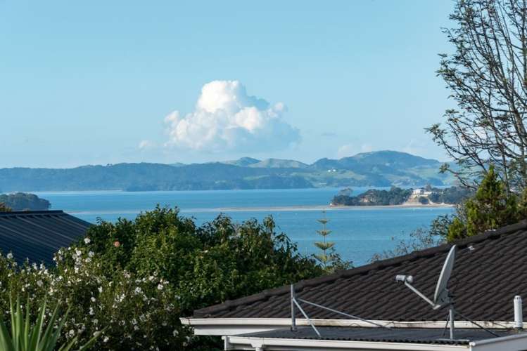 10 Advene Road Cockle Bay_12