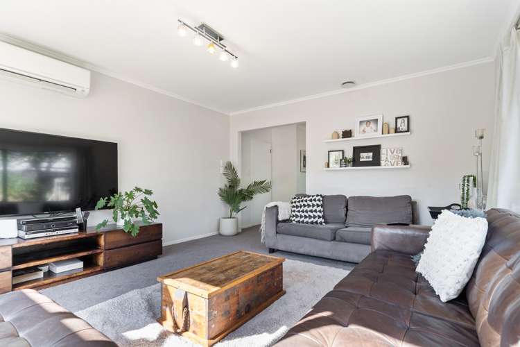 7b Bradbury Road Botany Downs_23