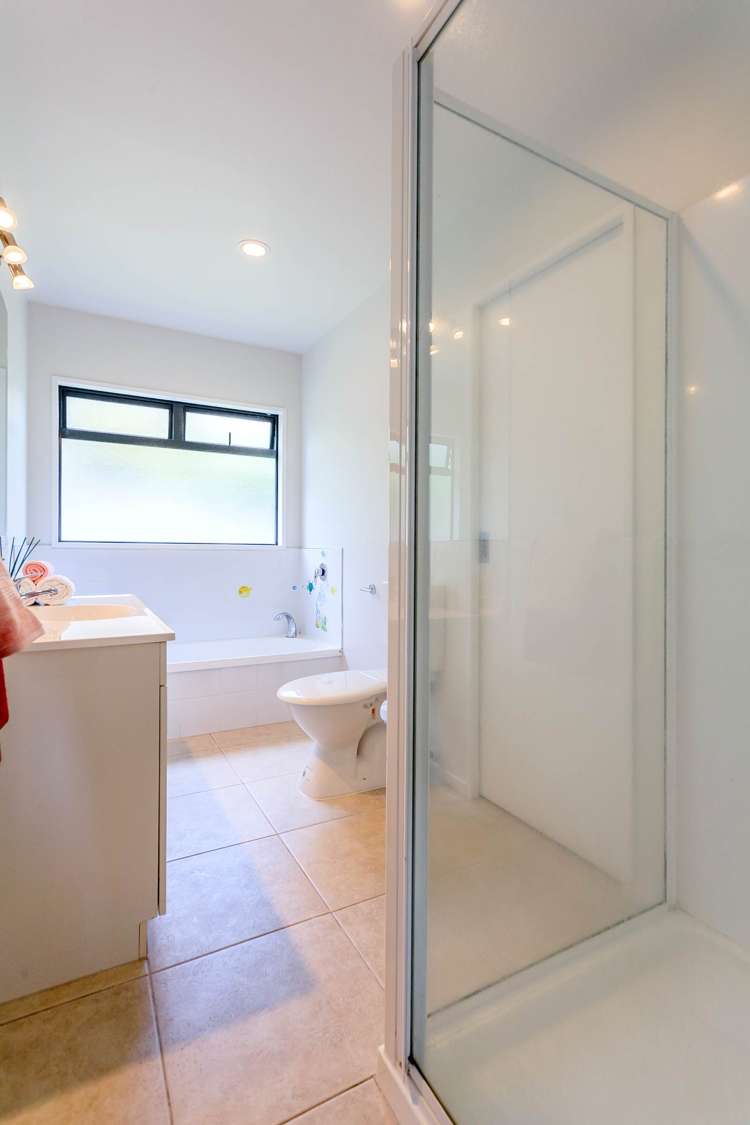 2/79 Marlborough Avenue Glenfield_11