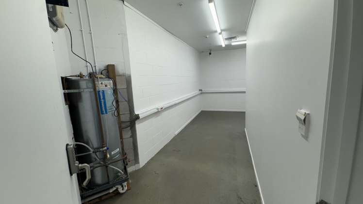 Shop 4.09/6 Main Street Stanmore Bay_6