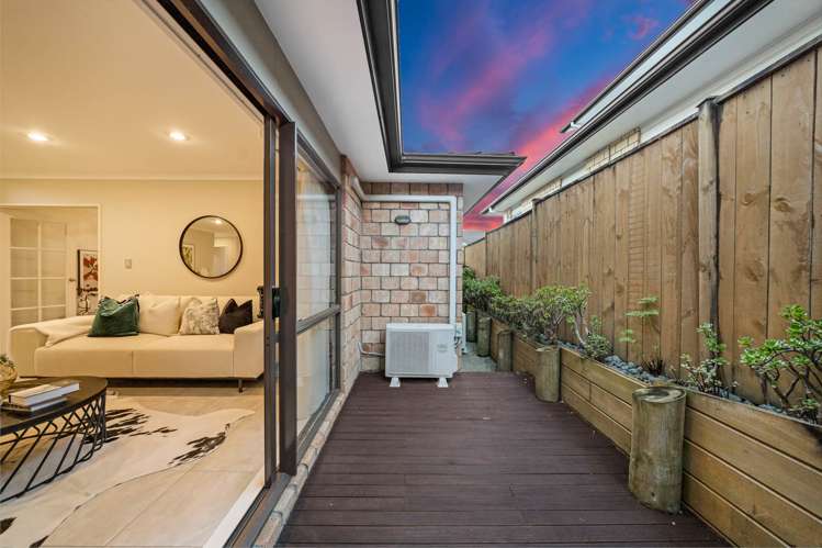 36 Seresin Crescent Flat Bush_41