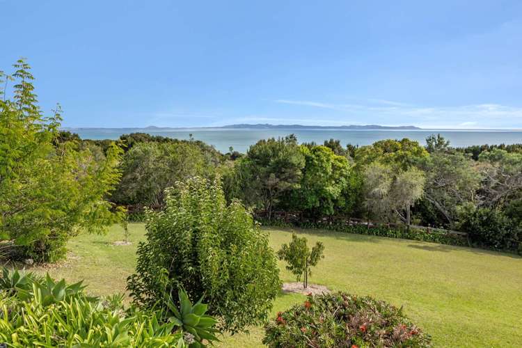 35 Cable Bay Heights Drive Cable Bay_16