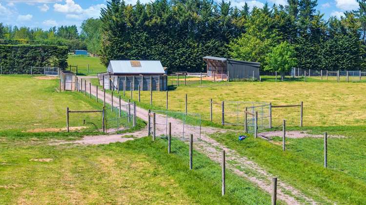 900 Loburn Whiterock Road Loburn_34