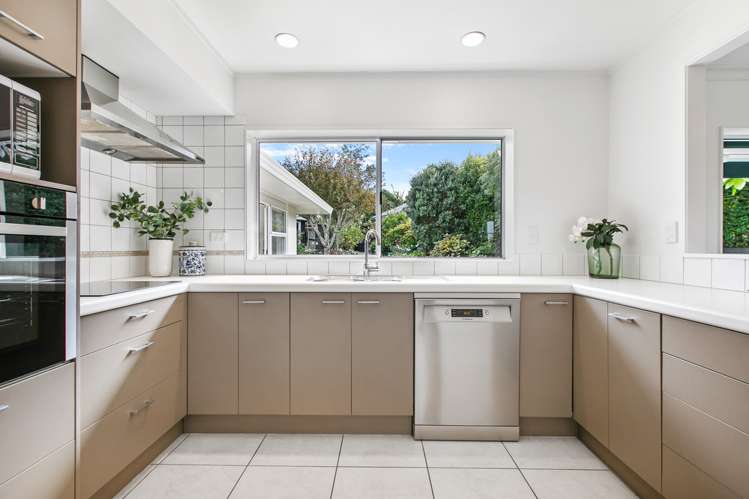 40a Glenfern Road Mellons Bay_12