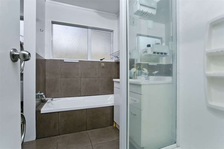 2a Castleton Street Birkdale_10