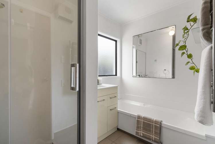 2/24 Gatman Street Birkdale_8