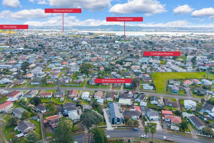 28 McKinstry Avenue Mangere East_11