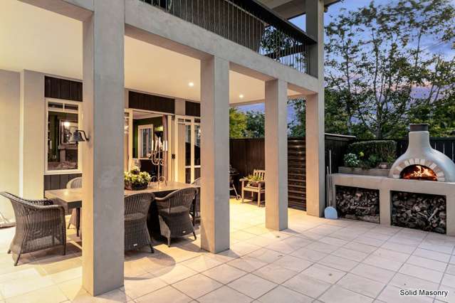 44 Isobel Road Greenhithe_3