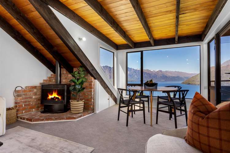 138b Wynyard Crescent Fernhill/Sunshine Bay_6