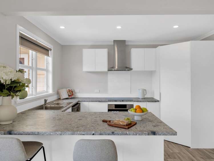 54 Devon Road Springvale_4