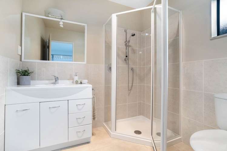 27 Chelmsley Avenue Henderson_17