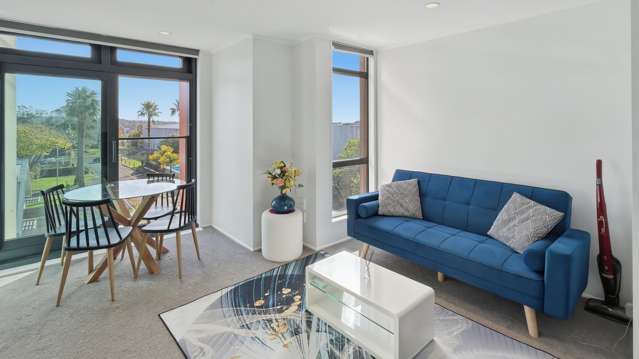 Furnished Apartment with Pool Views & Secure Parking