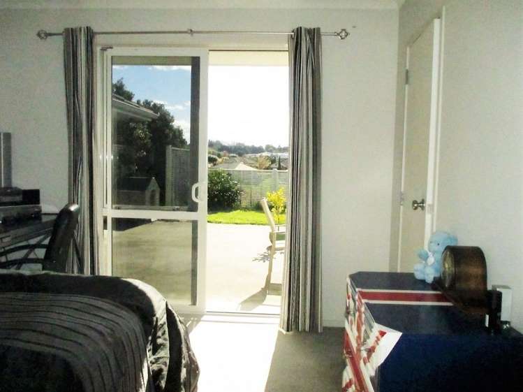 1 Ko Place Pyes Pa_13