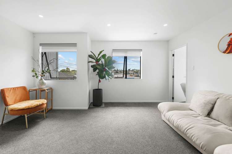 6a Raeben Avenue Hillcrest_35