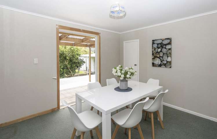 21 Waione Avenue Te Atatu Peninsula_5