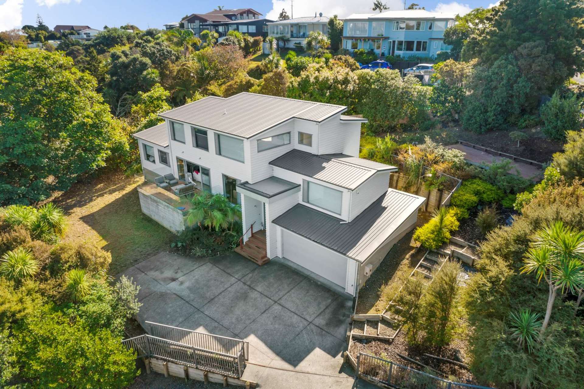 4 Beauvoir Avenue Matakatia_0