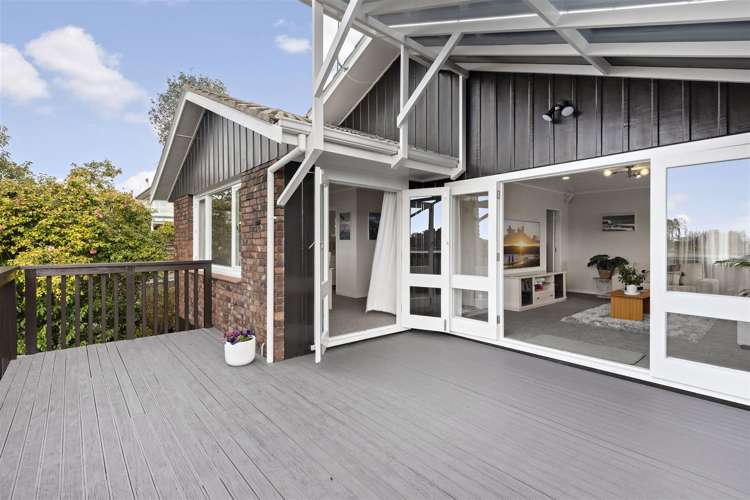 114 Lake Crescent Hamilton Lake_4