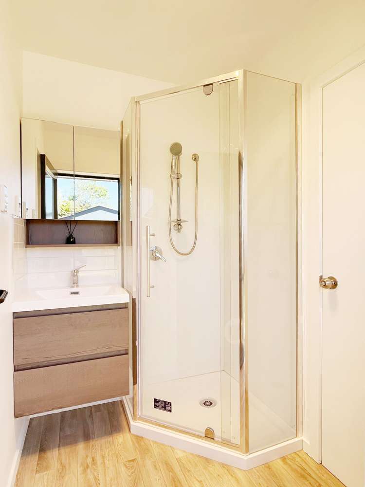 50 Lake Terrace Road Burwood_14