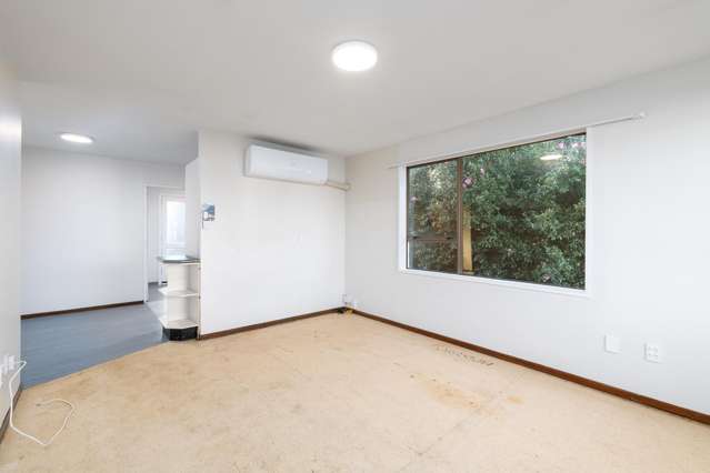 2/5 Quinton Place Bishopdale_4