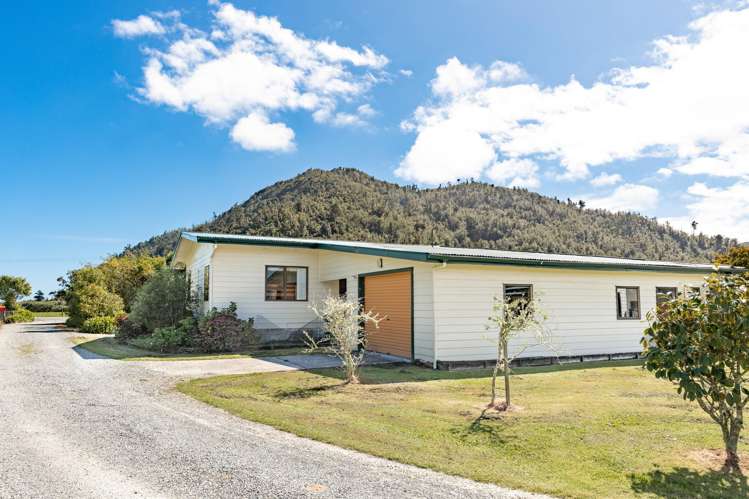 1084 Nikau Road, SH67_4