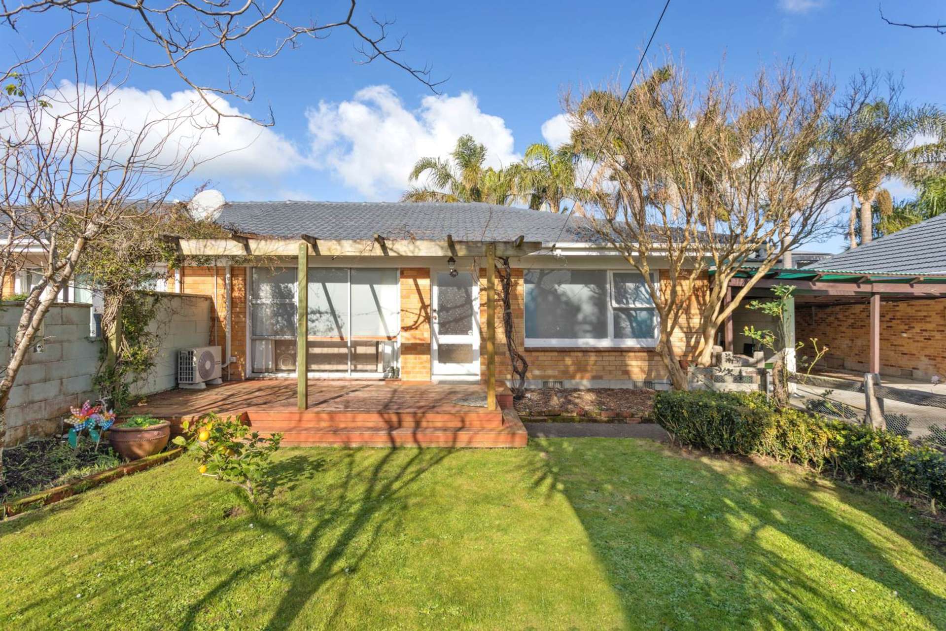 2/9 Devon Road Bucklands Beach_0