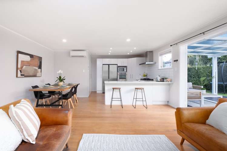 8a Grande Vue Road Papatoetoe_1