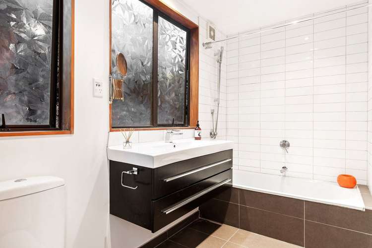 113B Daffodil Street Titirangi_12