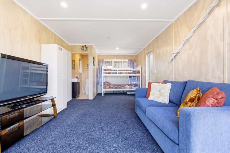 2/19 Awanui Street Hilltop_22