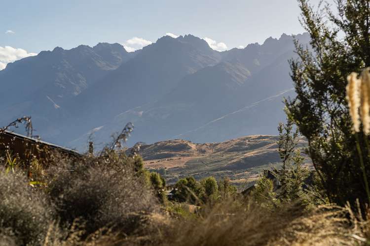 18 Bretby Court Jacks Point_23